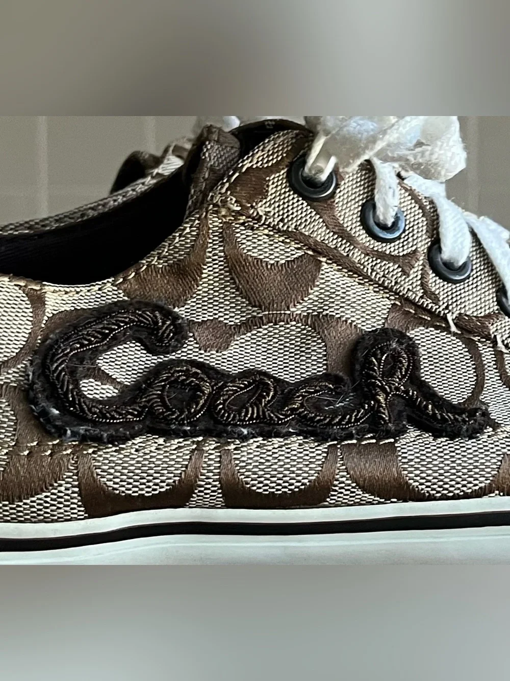 Coach 9B vintage brown signature sneakers